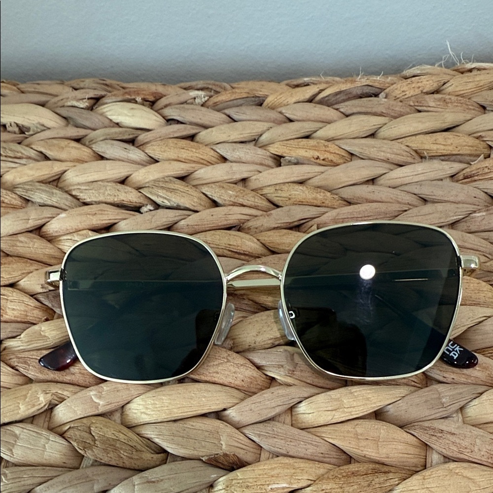 Gold Frame Sunglasses
